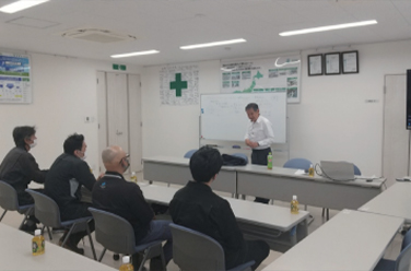 Safety trainings for partner companies (Daiseki Kansai Works)